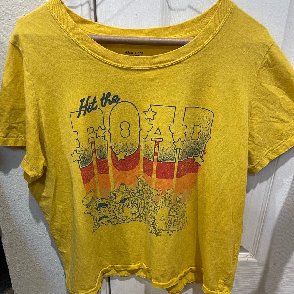 “Hit the Road” Graphic T shirt